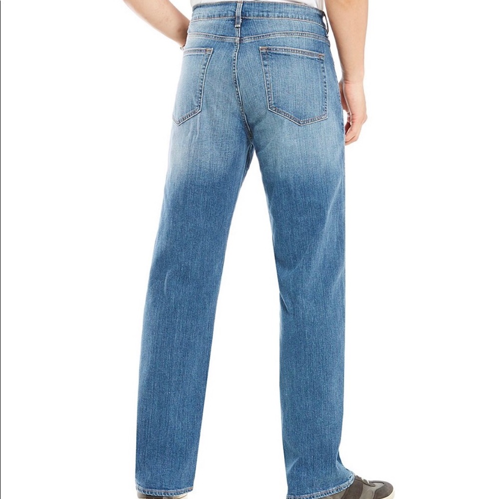 Cremieux Relaxed Fit Jeans - Picture 3 of 7